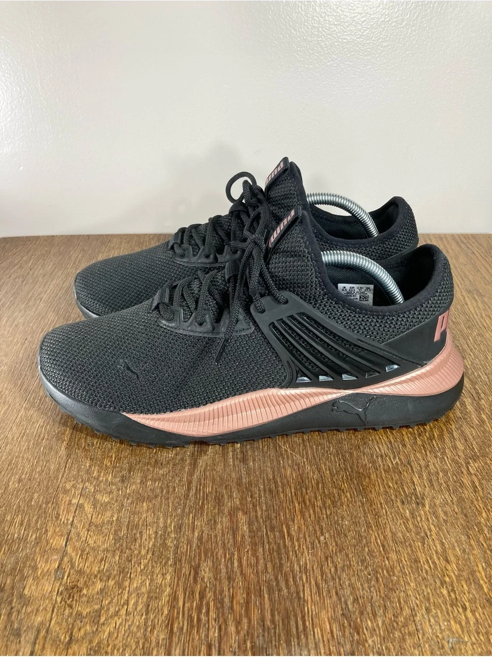 Puma Pacer Future Lux Lace Up Sneaker Women’s Size 11 Black/Rose Gold
